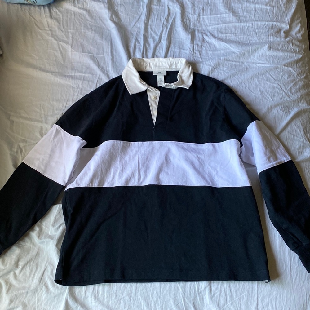 HM Rugby Shirt L fits M